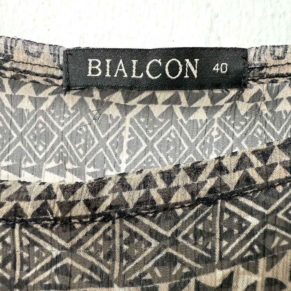Black and Tan Patterned Sleeveless tunic, size 40 - Picture 7 of 8